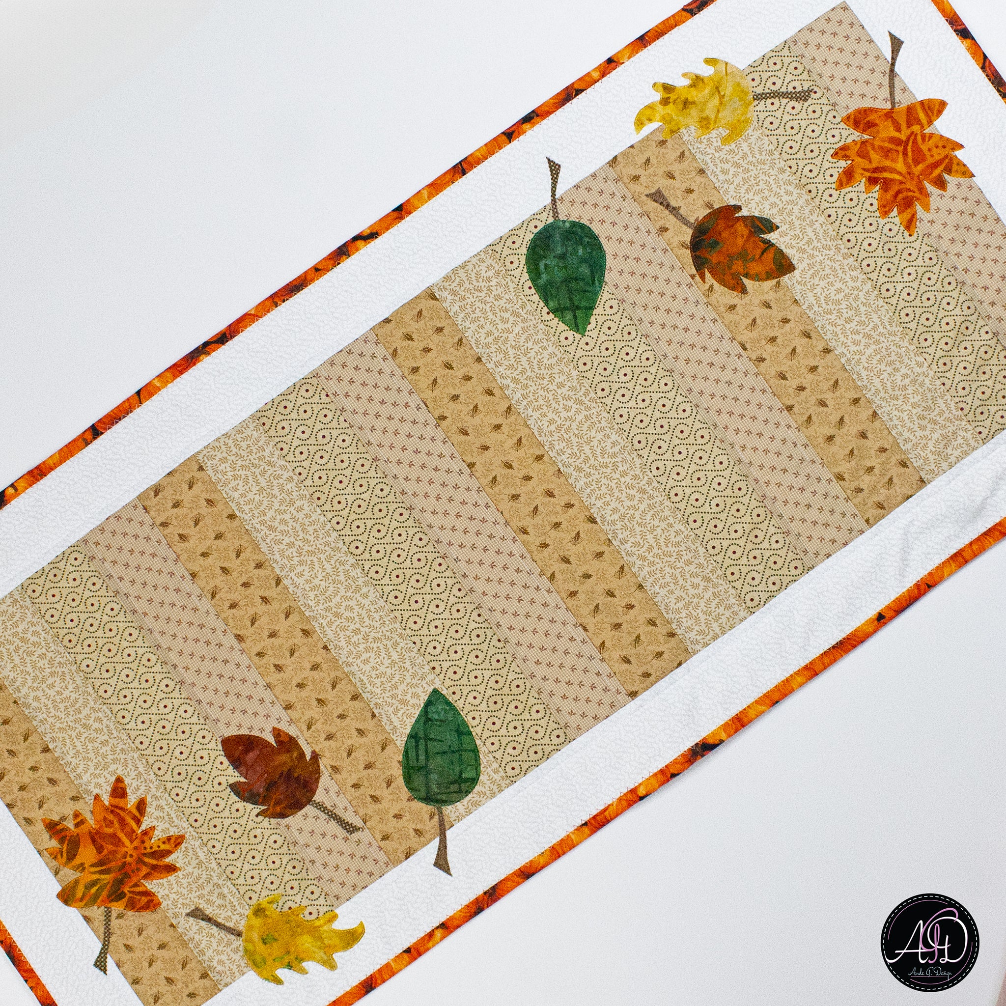 Fall Leaves Autumn Quilted Table Runner | Applique Table Runner