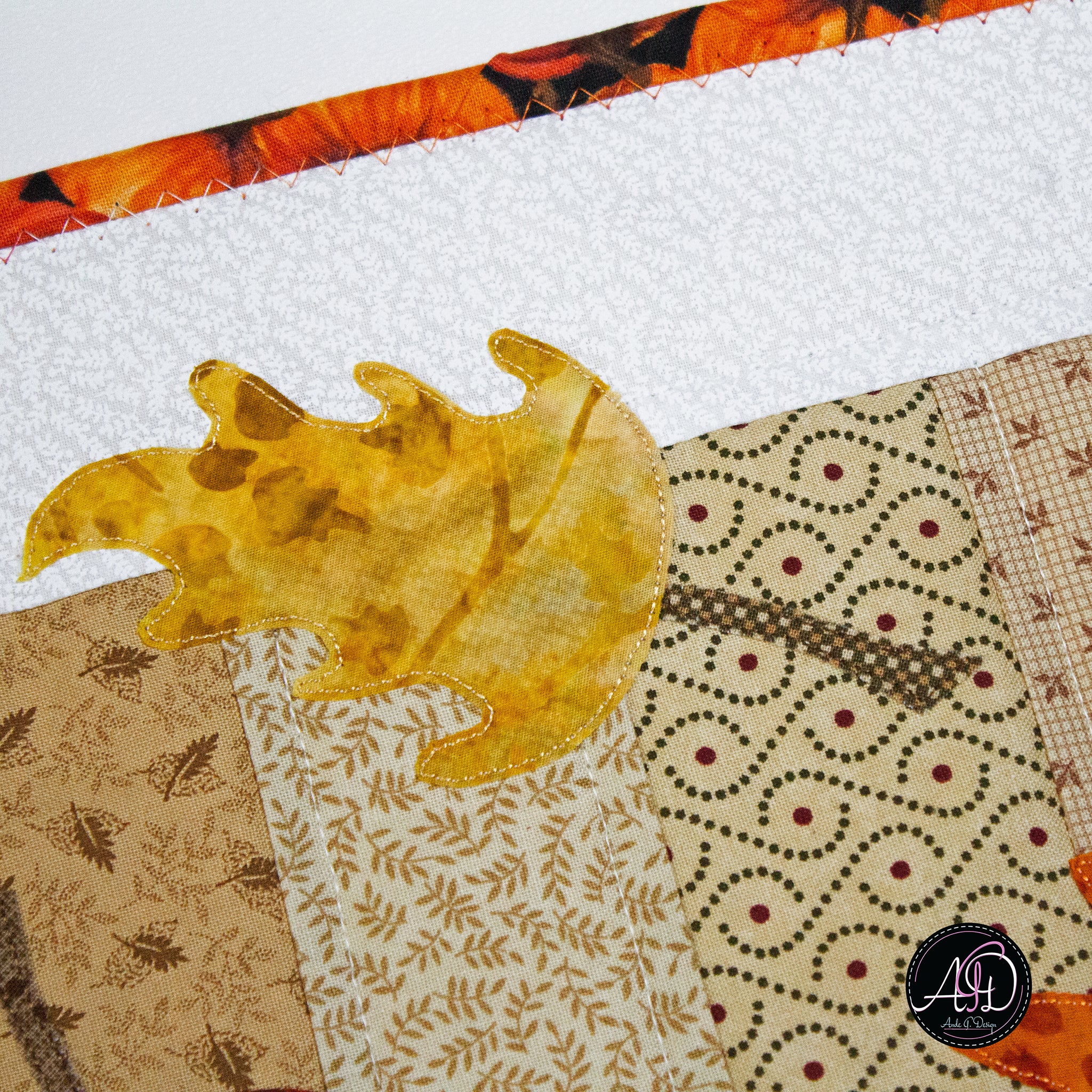 Fall Leaves Autumn Quilted Table Runner | Applique Table Runner