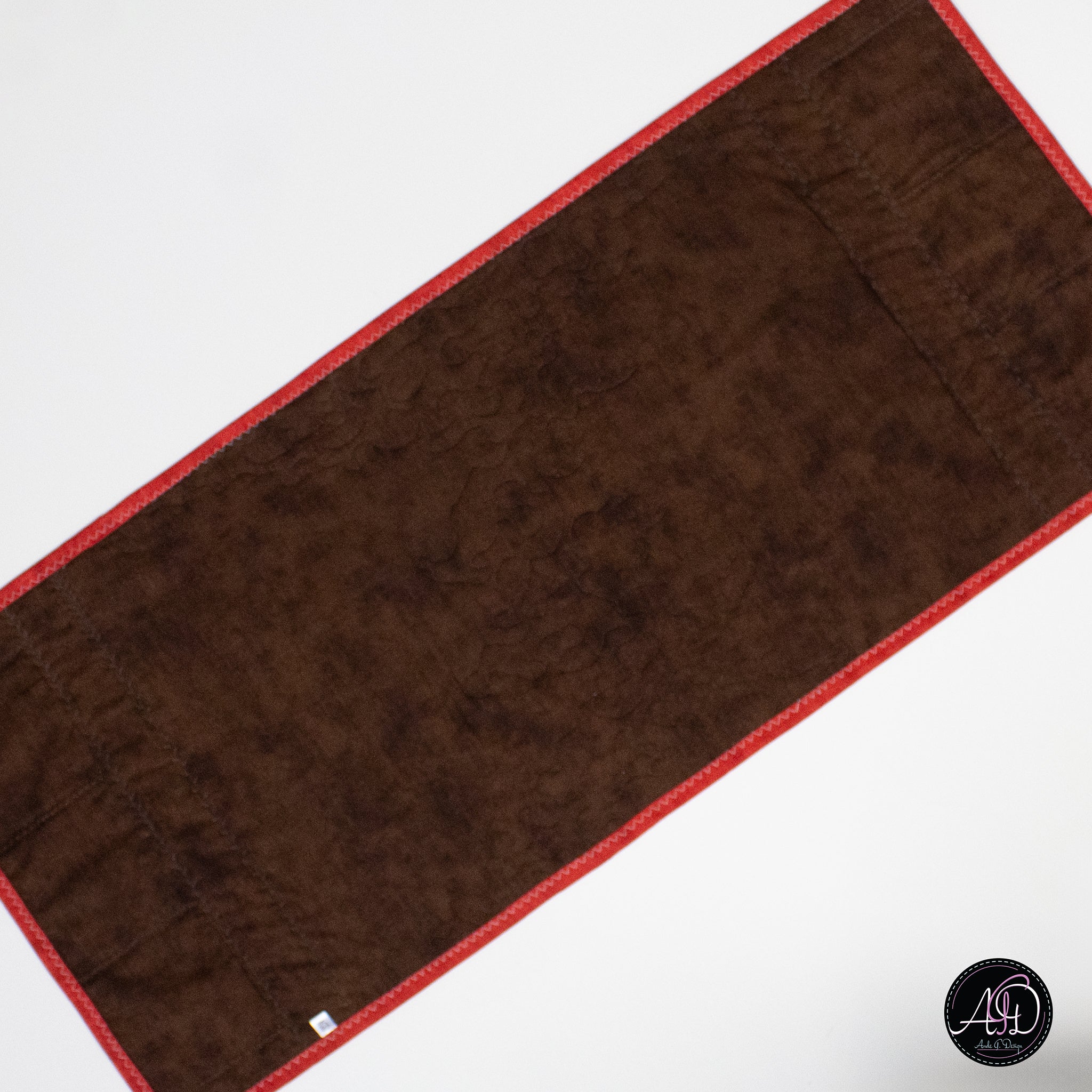 Marshmallow Corner Quilted Table Runner | Applique Table Runner