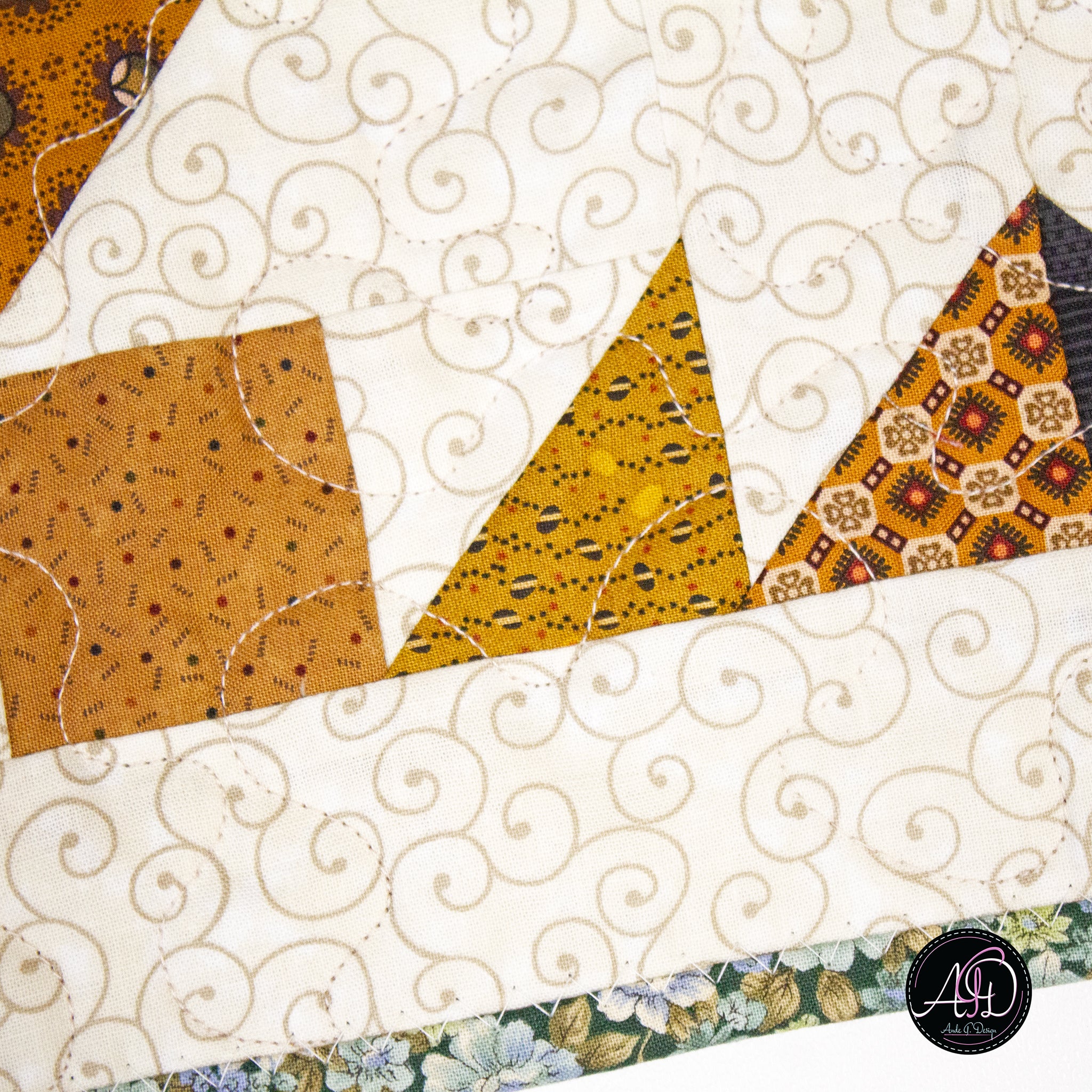 Bear Paw Quilted Table Runner