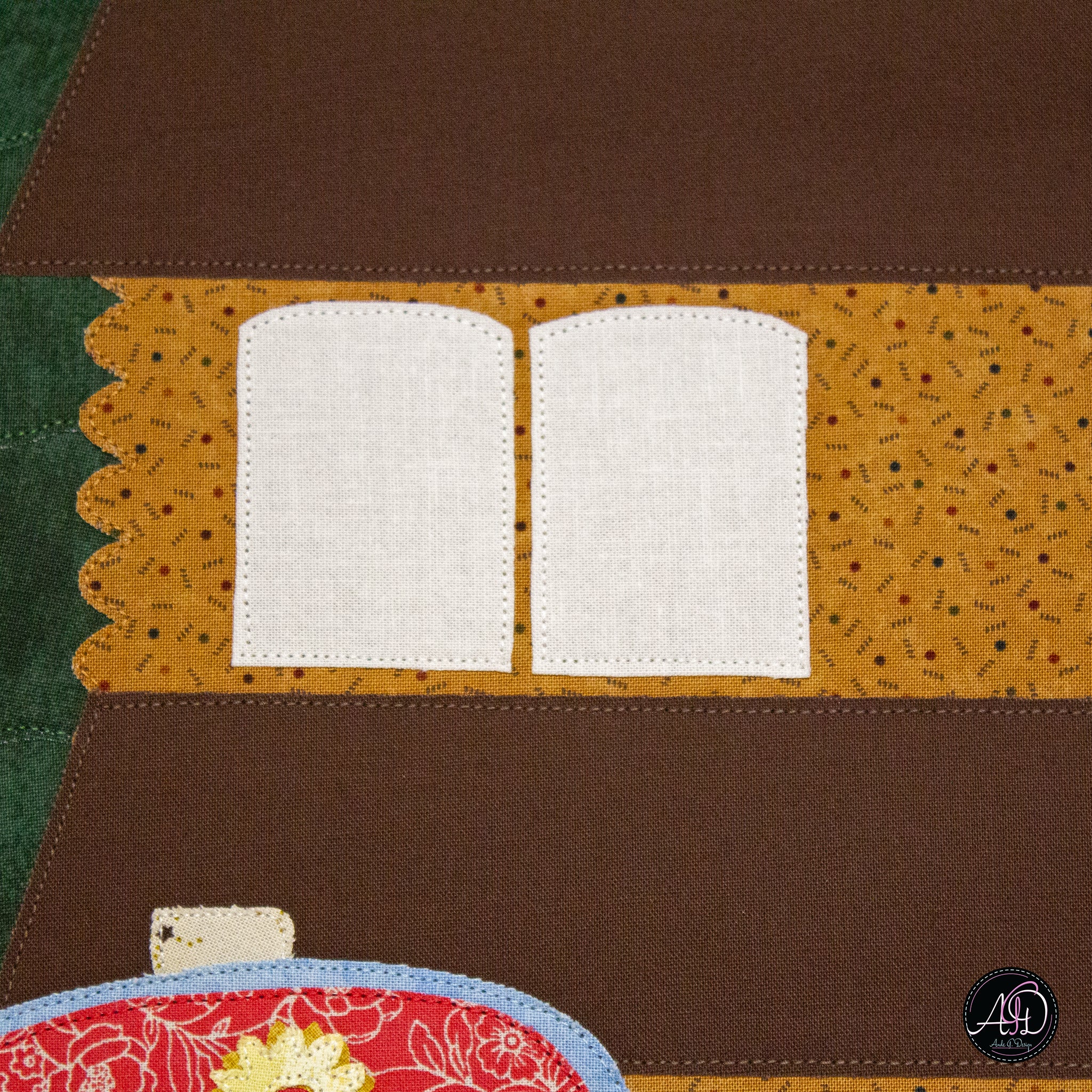 Cedar Ridge Cabin Quilted Wall Hanging | Applique Wall Hanging