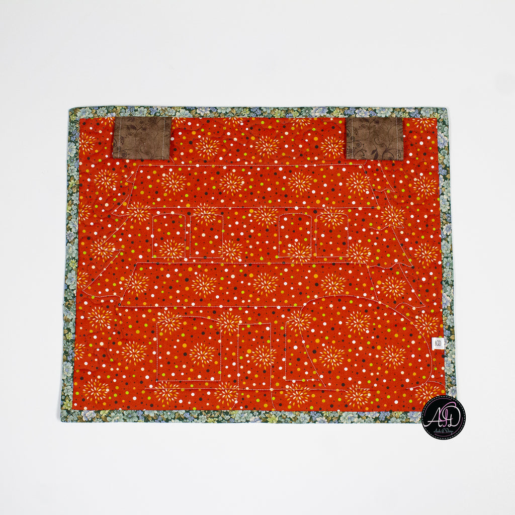 Cedar Ridge Cabin Quilted Wall Hanging | Applique Wall Hanging