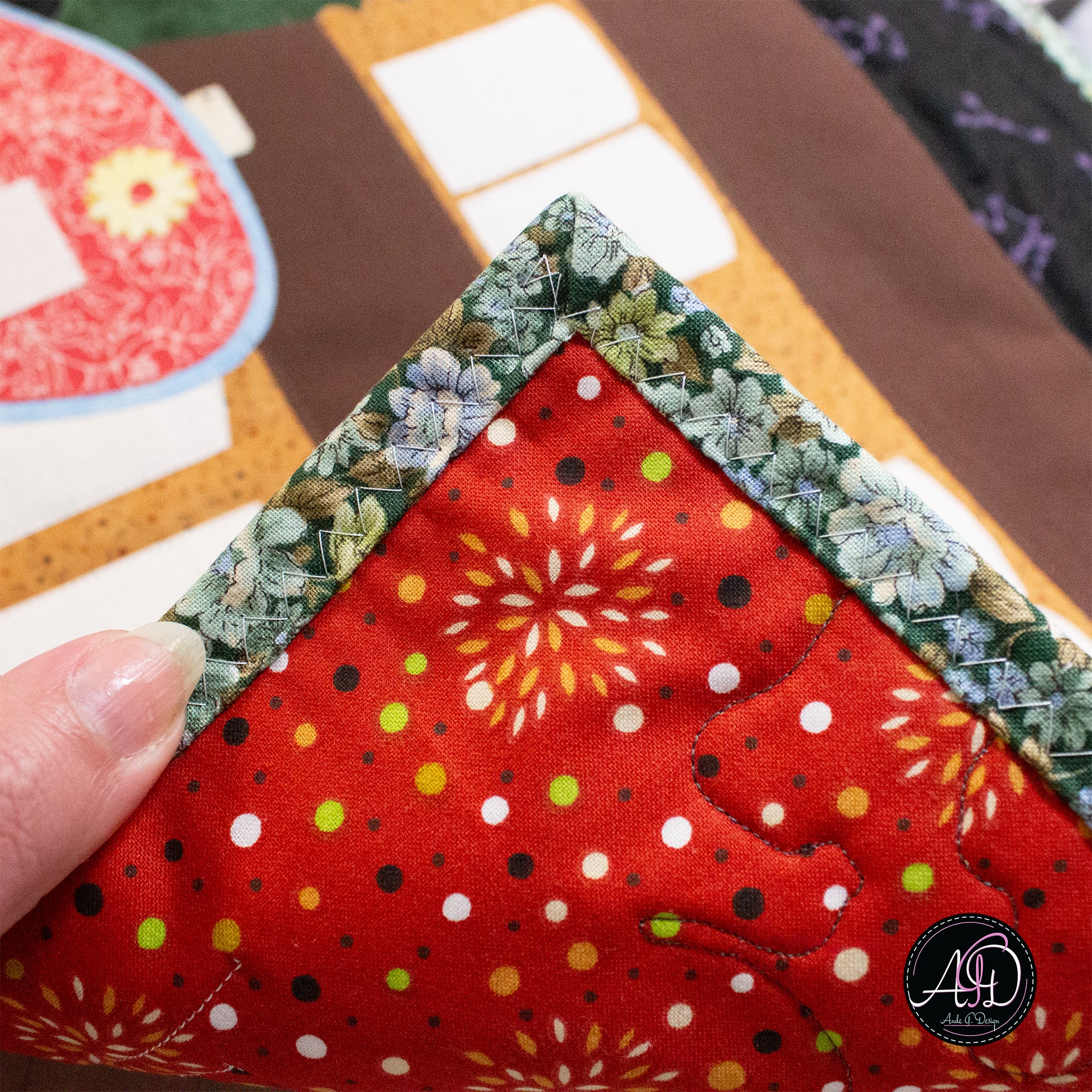 Cedar Ridge Cabin Quilted Wall Hanging | Applique Wall Hanging