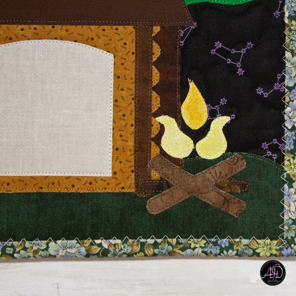 Cedar Ridge Cabin Quilted Wall Hanging | Applique Wall Hanging