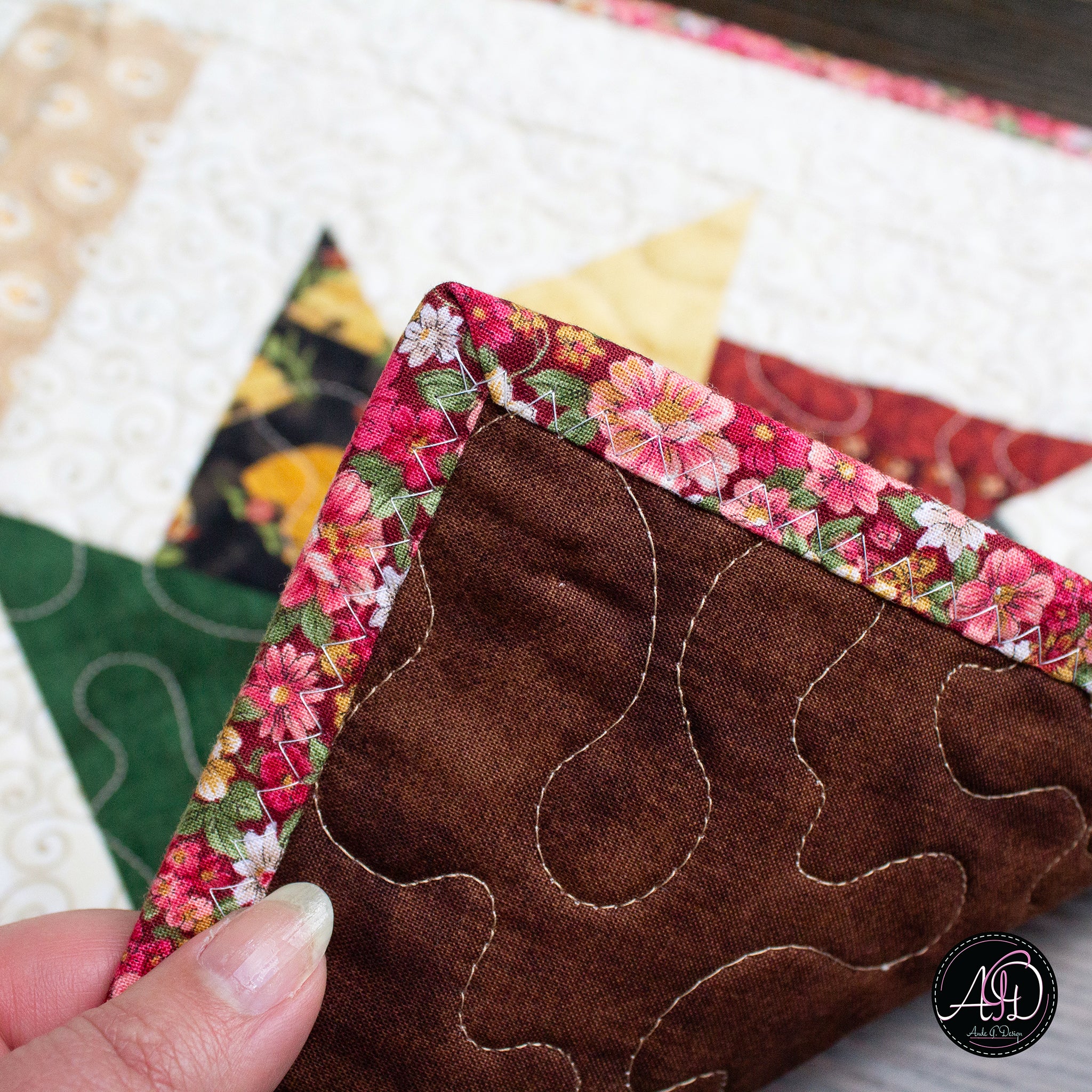 Summer Rolling Pinwheel Quilted Table Runner