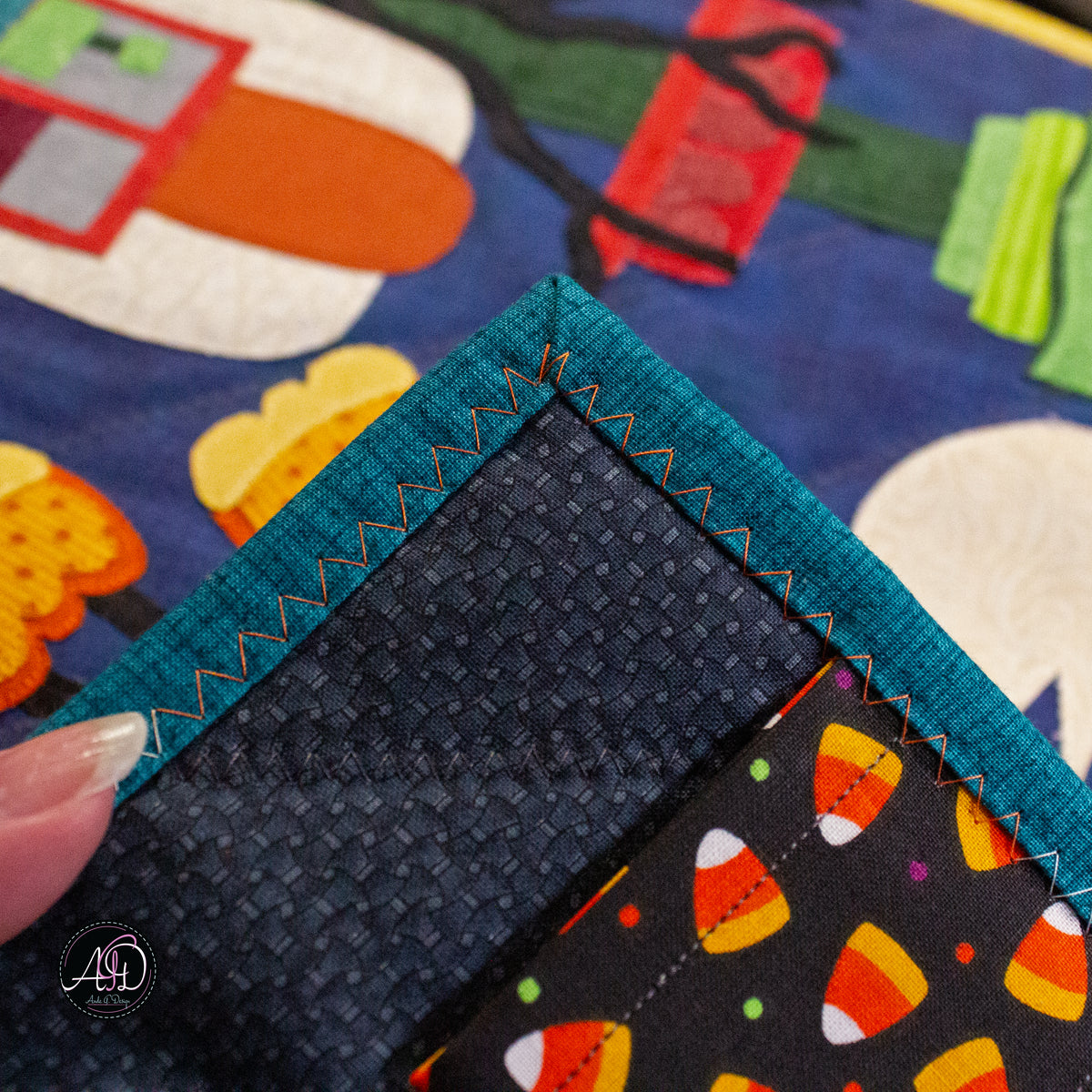 Pumpkin Swings Haunted Carnival Quilted Applique Wall Hanging | Halloween Home Decor