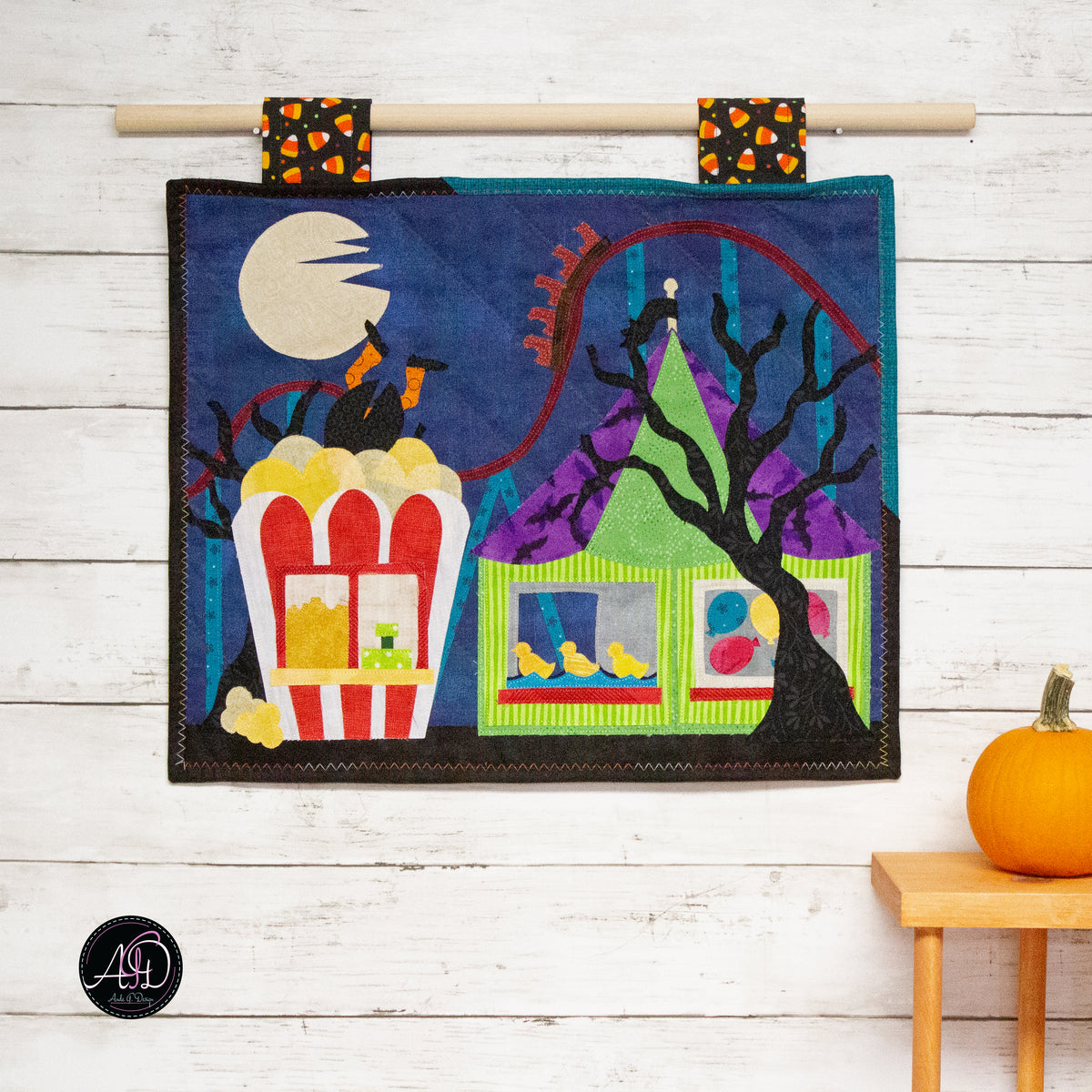 Haunted Carnival Games Quilted Applique Wall Hanging | Halloween Home Decor