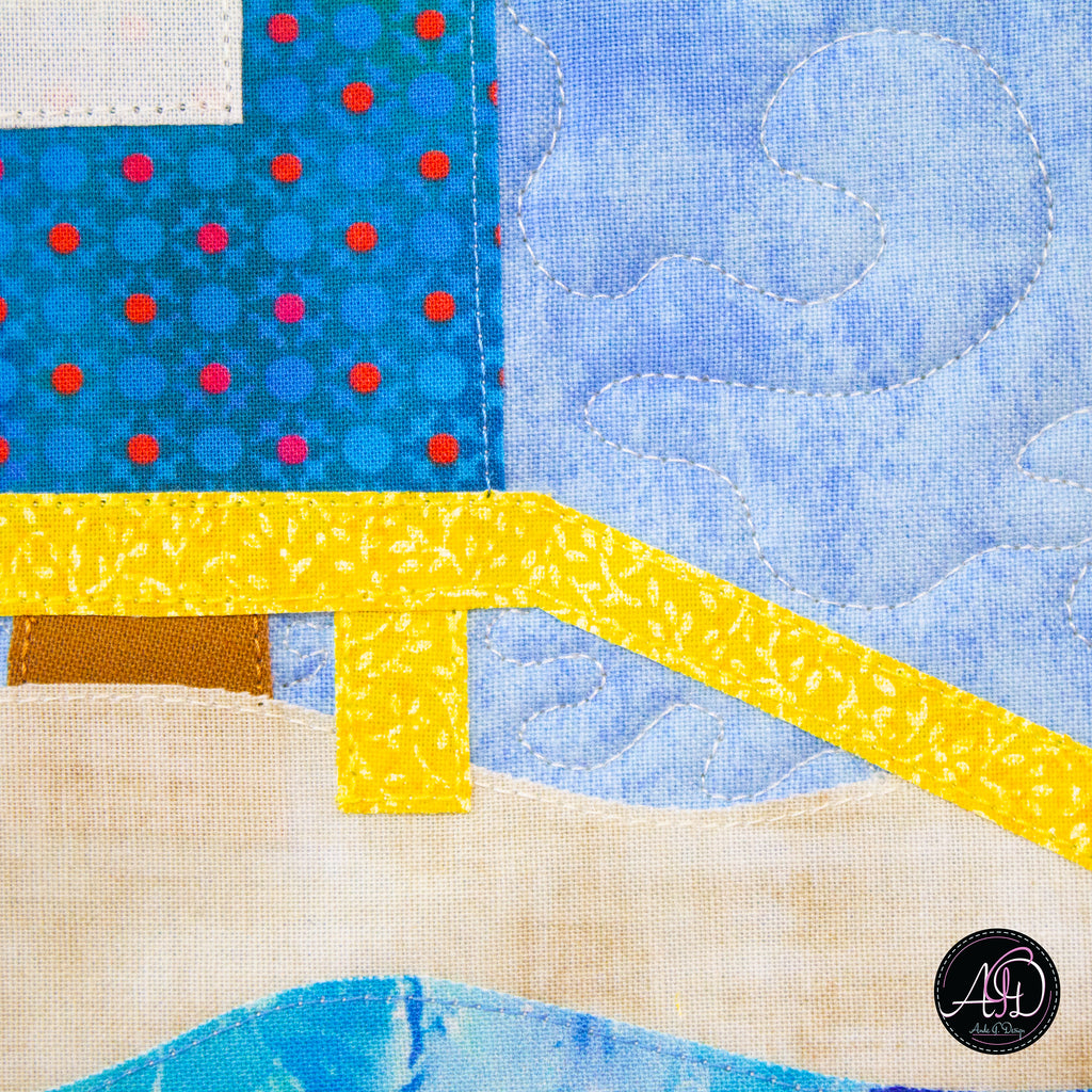 Crab Cay Beach Hut Quilted Wall Hanging | Applique Wall Hanging