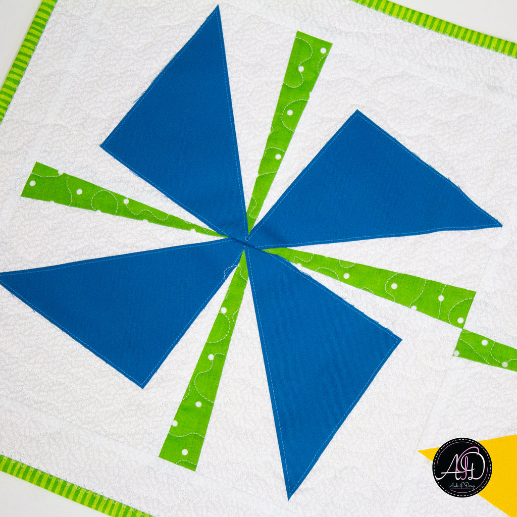 Beach Pinwheels Quilted Table Runner | Applique Table Runner