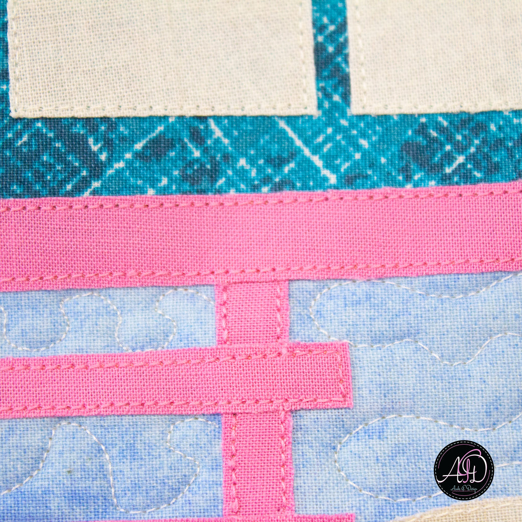Lighthouse Beach Hut Quilted Wall Hanging | Applique Wall Hanging