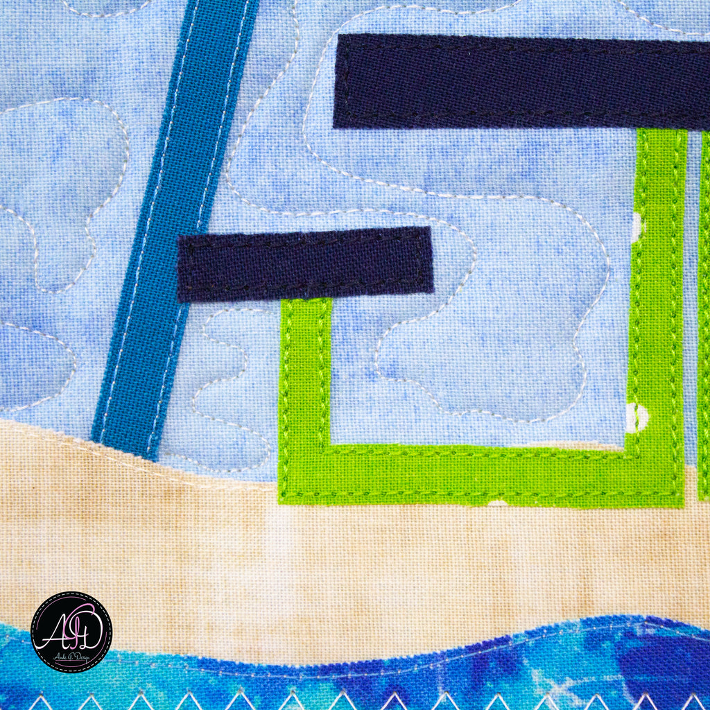 Picnic Beach Hut Quilted Wall Hanging | Applique Wall Hanging