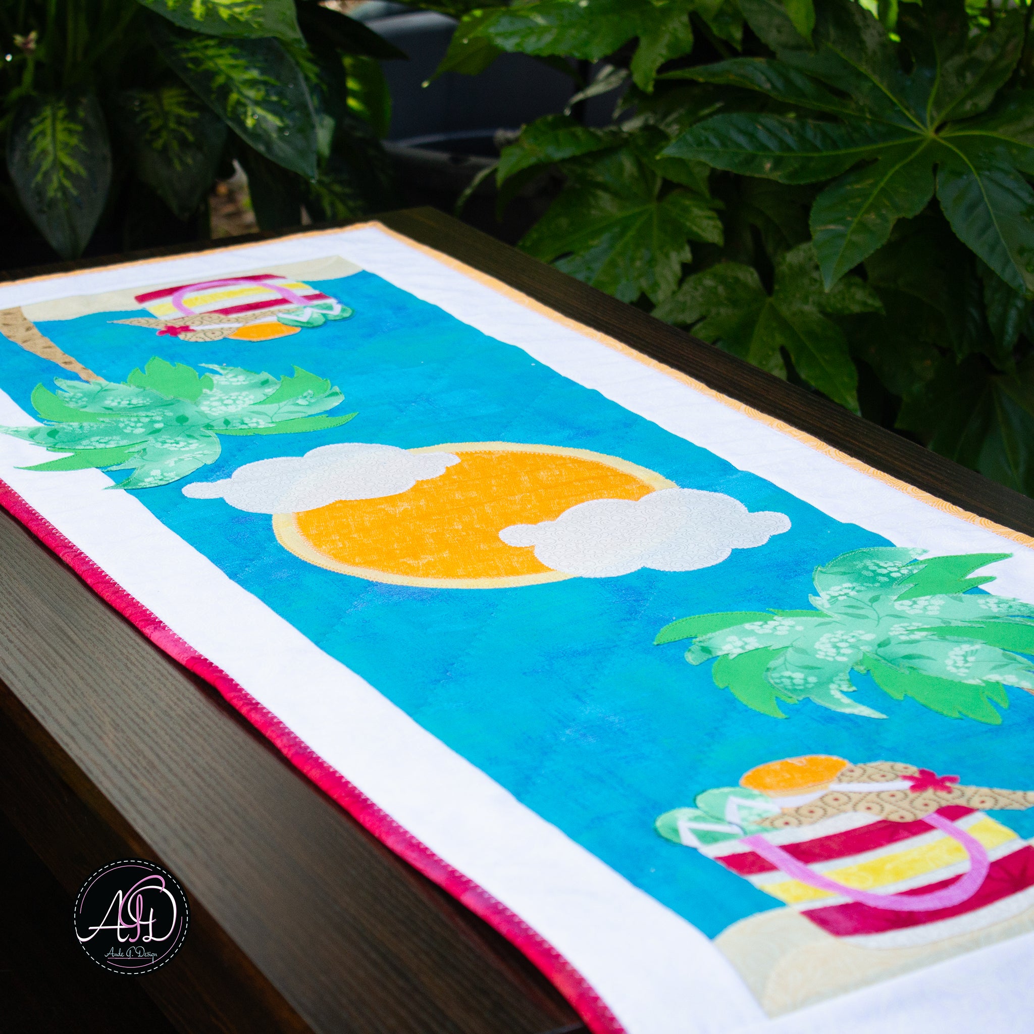 Quilted Applique Beach Bag Summer Table Runner