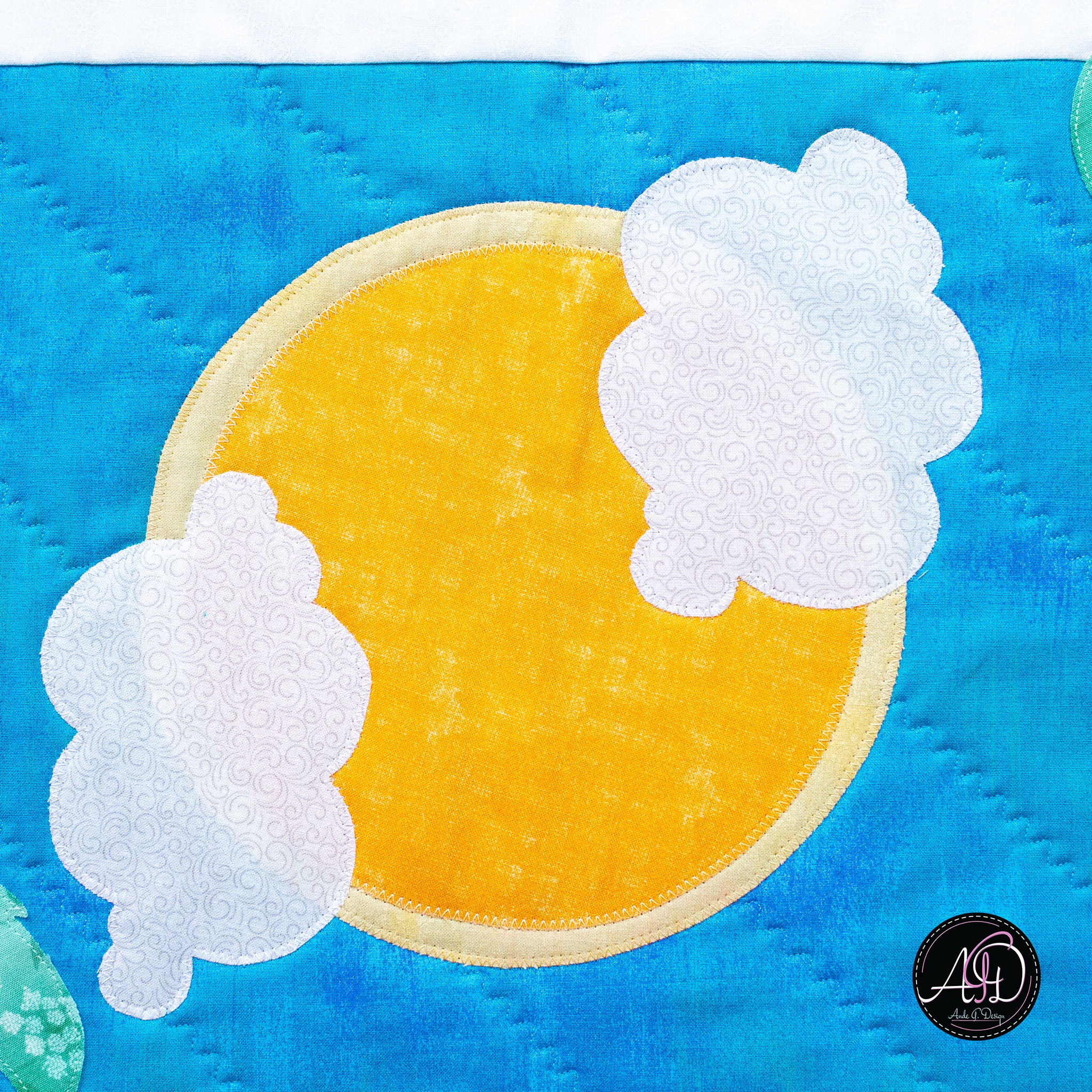 Quilted Applique Beach Bag Summer Table Runner