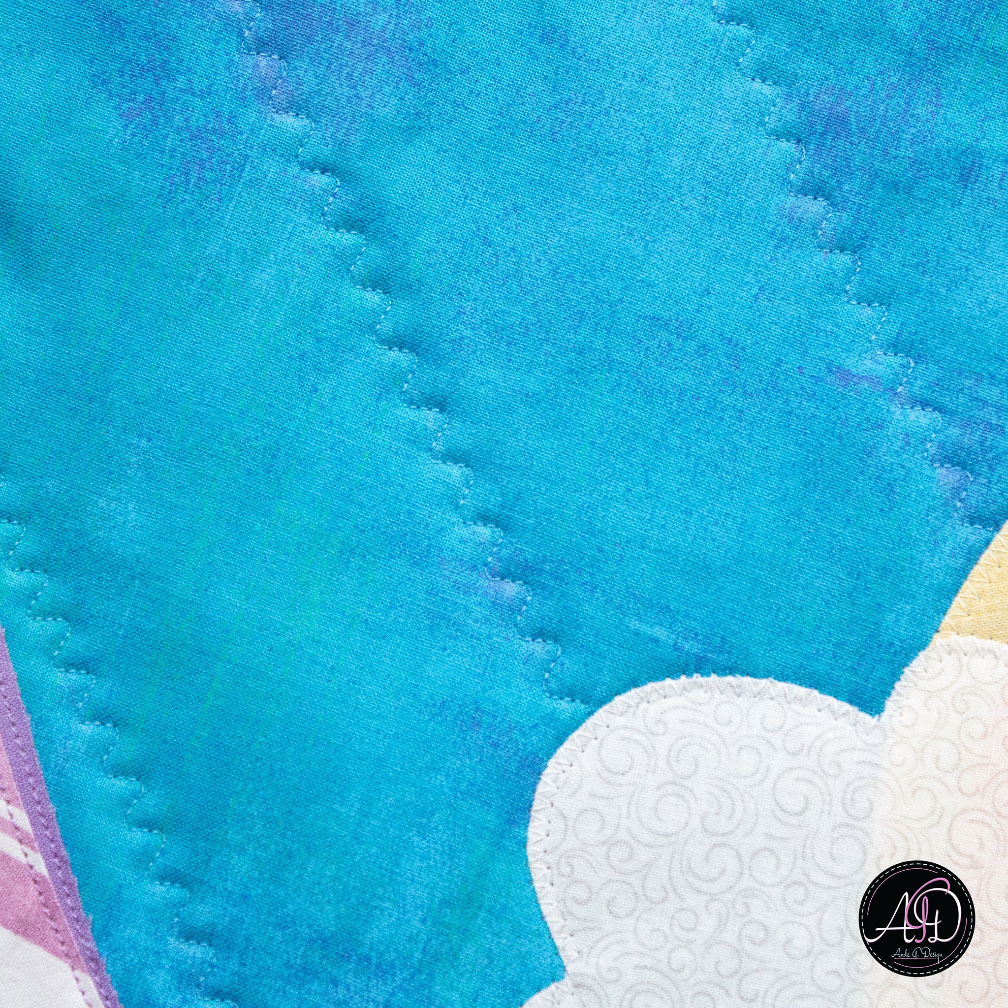 Quilted Applique Beach Day Summer Table Runner