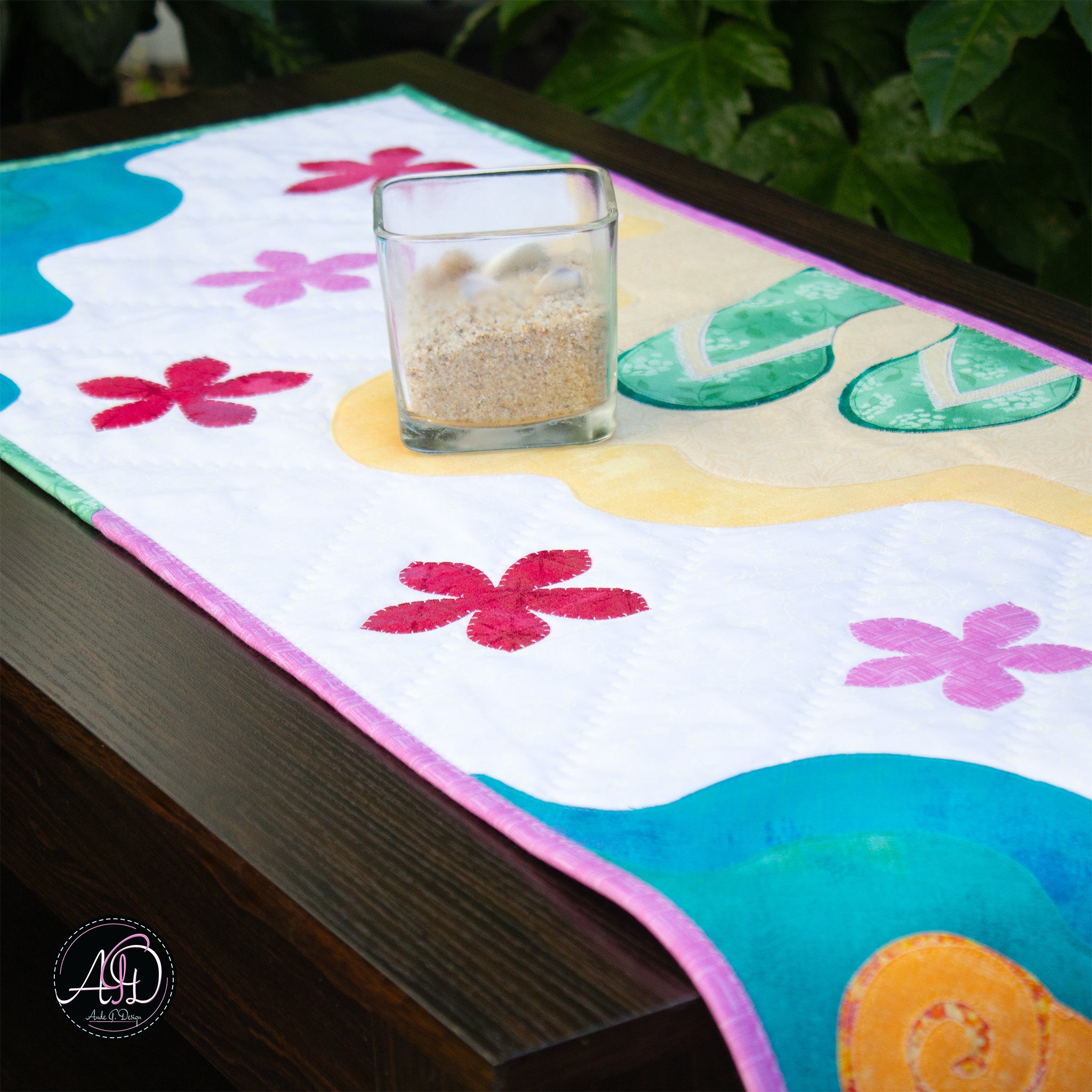 Quilted Applique Beach Flip Flop Summer Table Runner