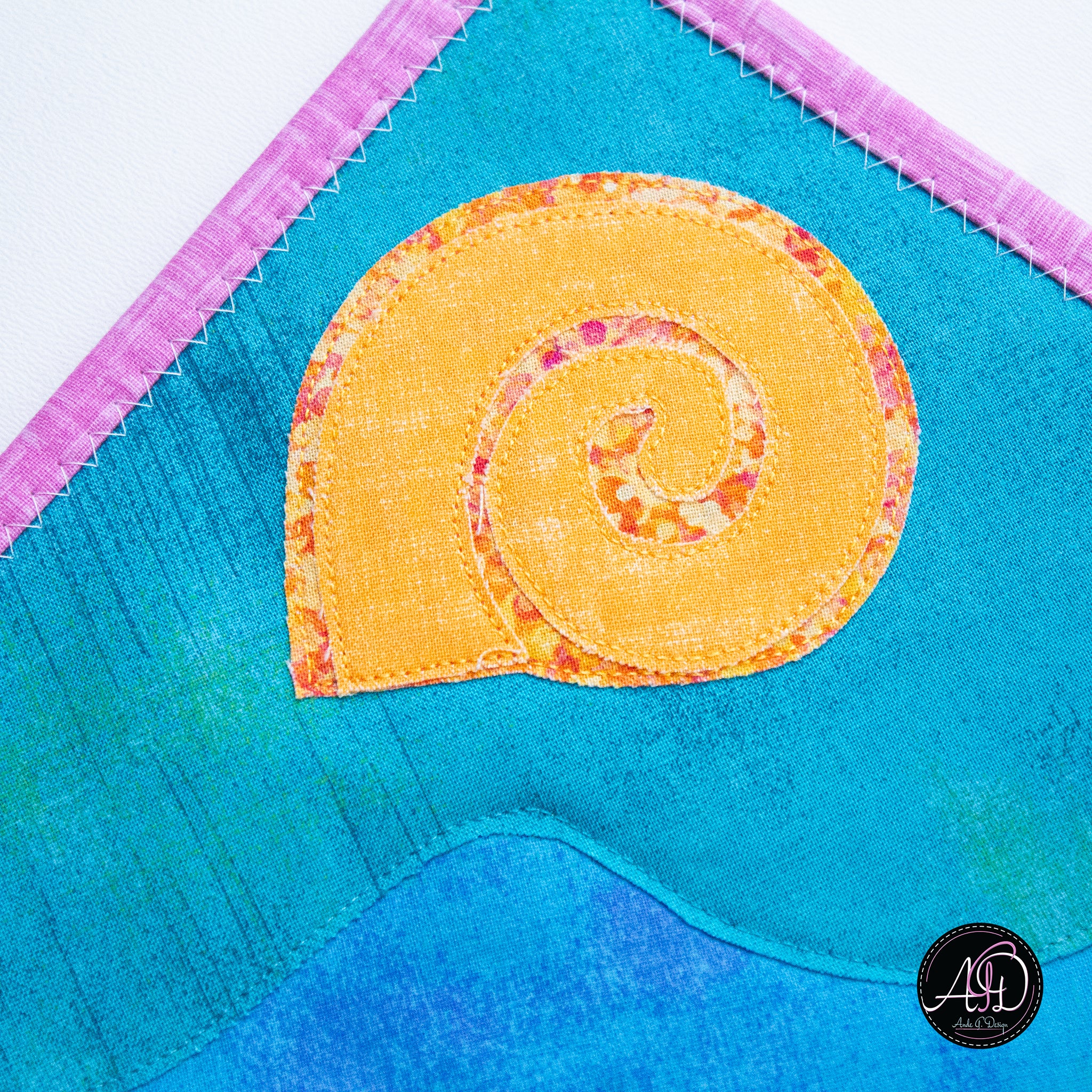 Quilted Applique Beach Flip Flop Summer Table Runner