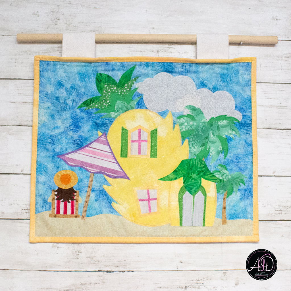 Quilted Applique Beach Pineapple House Wall Hanging