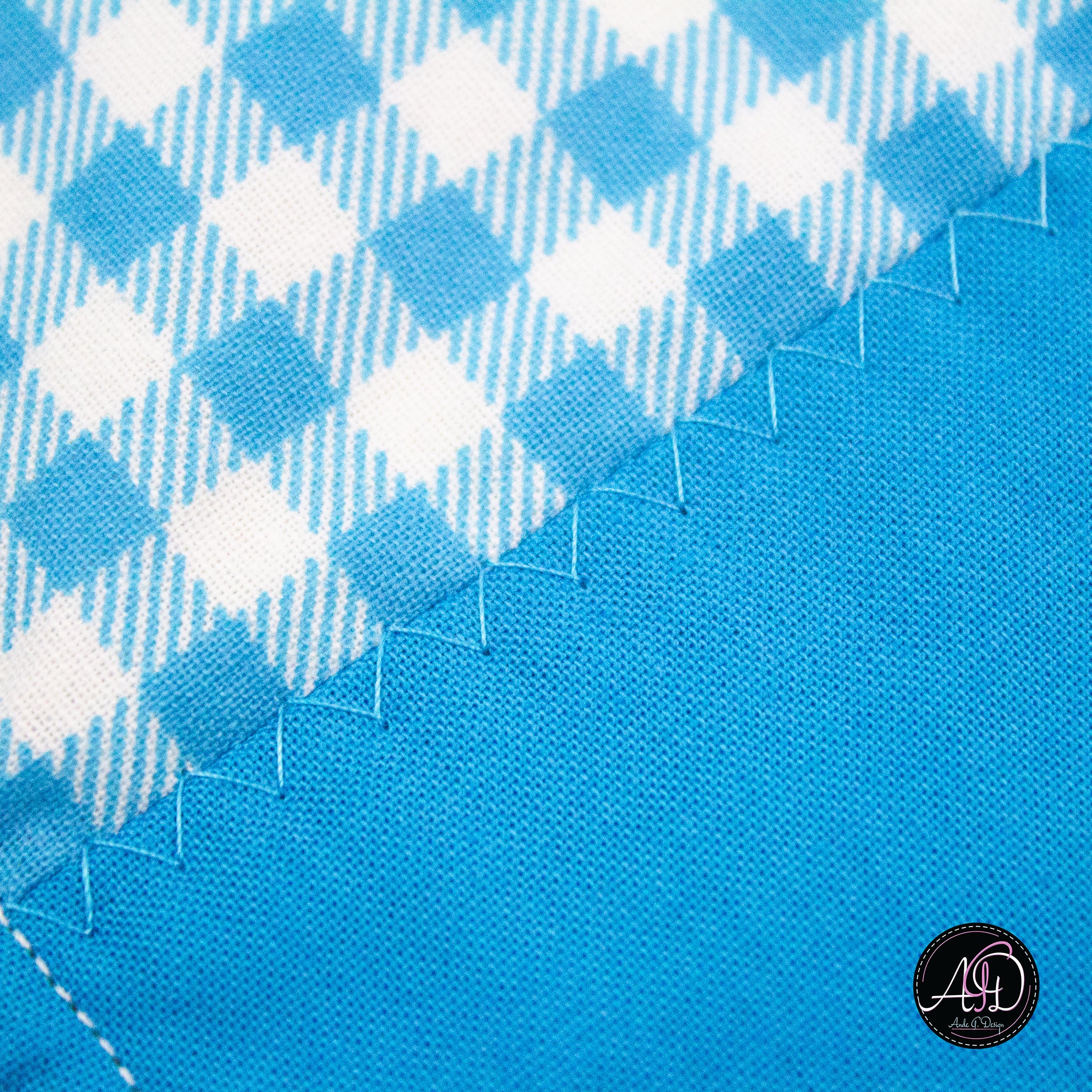 Spring Quilted Table Runner Blue Pinwheel