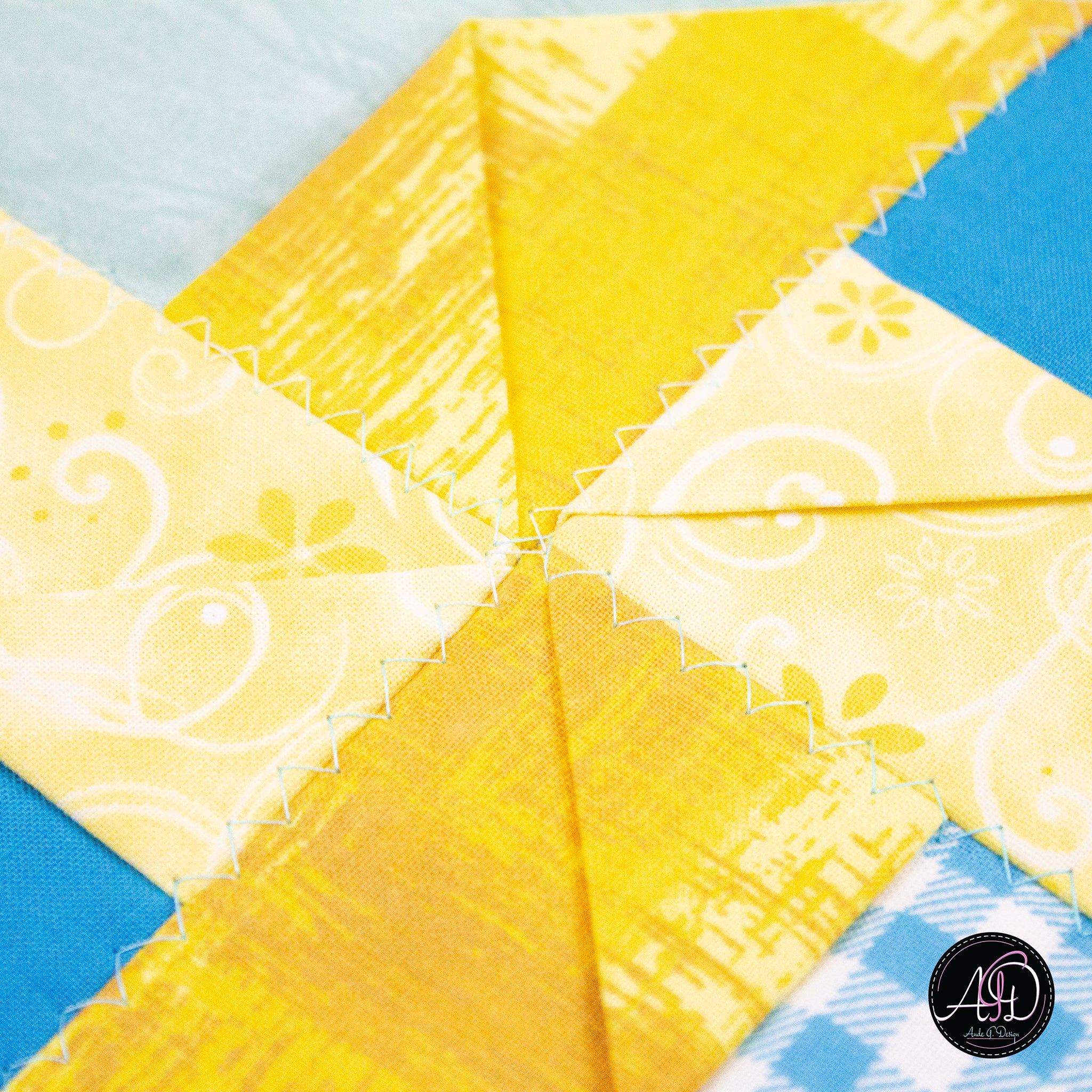 Spring Quilted Table Runner Blue Pinwheel