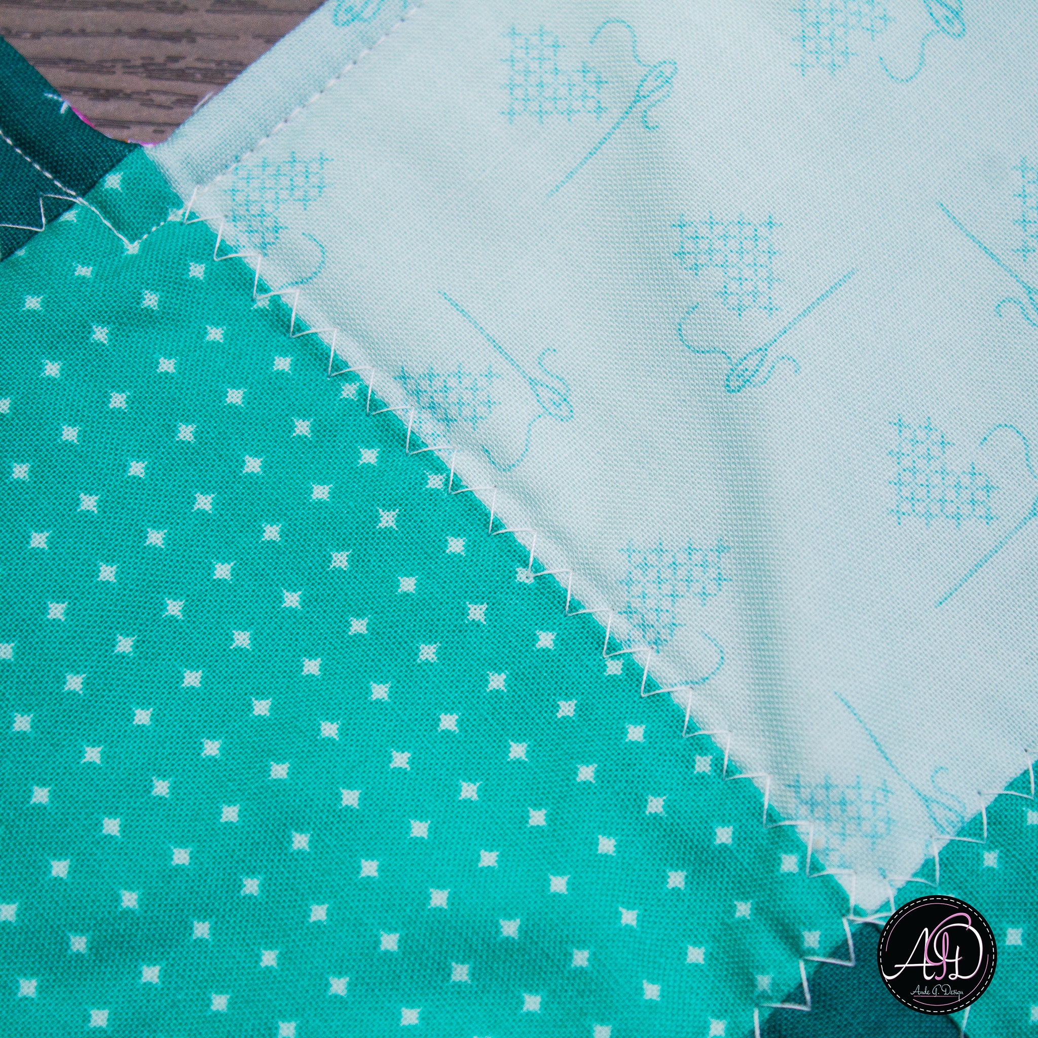 Spring Quilted Table Runner Teal Pinwheel