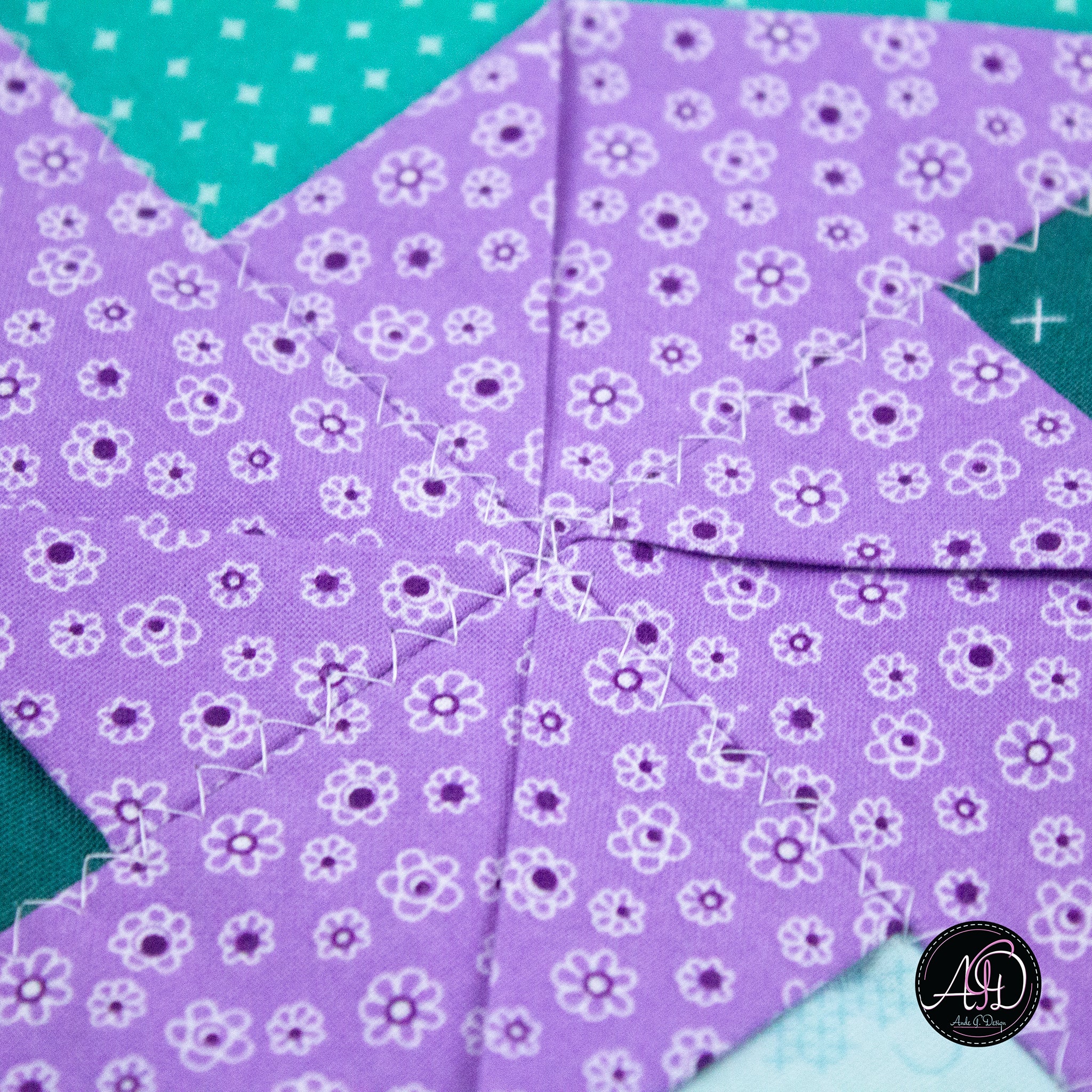 Spring Quilted Table Runner Teal Pinwheel