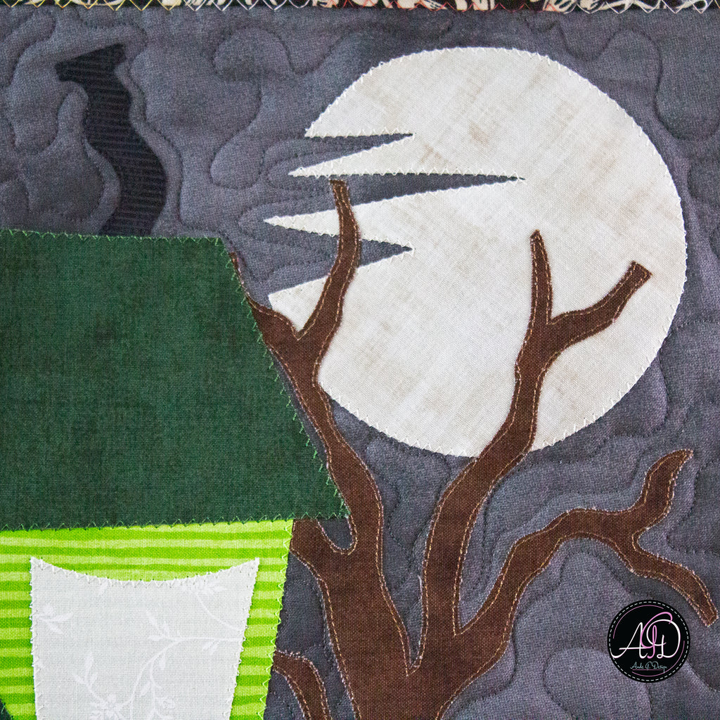 Green Sambly Monsters House Halloween Quilted Wall Hanging | Applique Wall Hanging