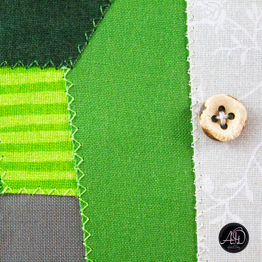Green Sambly Monsters House Halloween Quilted Wall Hanging | Applique Wall Hanging