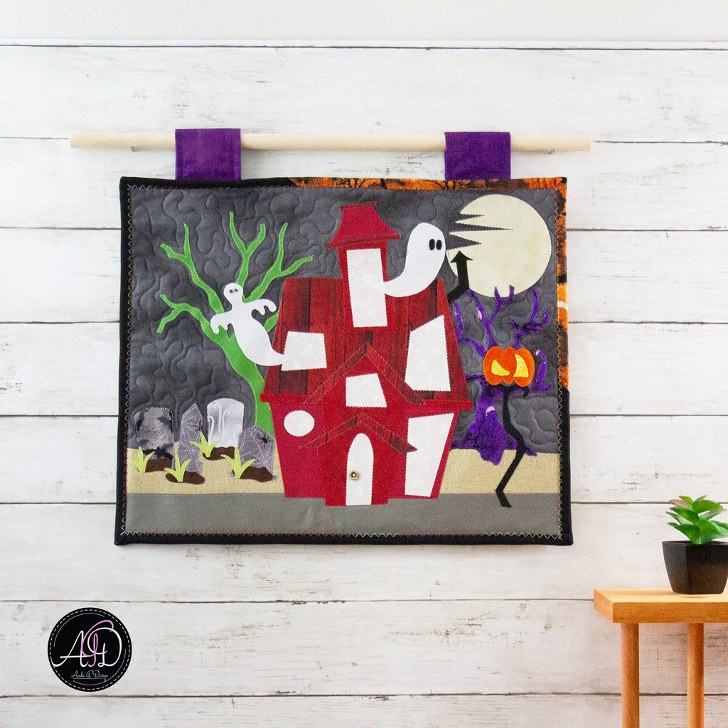 Red Grembles Graveyard House Halloween Quilted Wall Hanging | Applique Wall Hanging