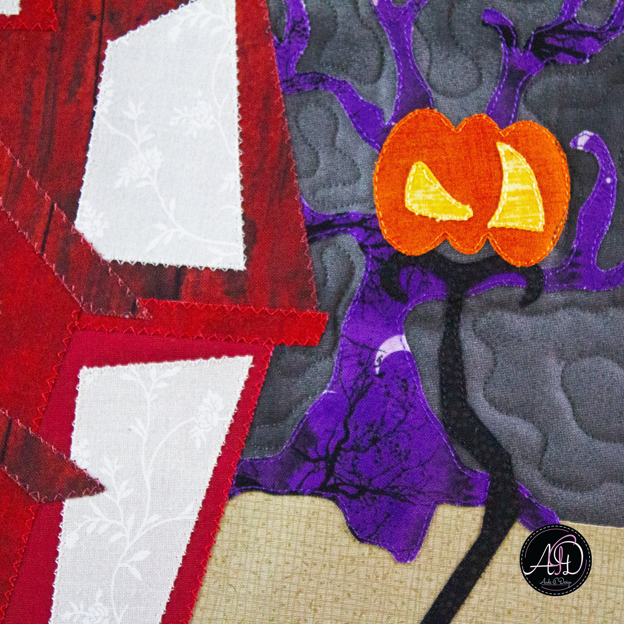 Red Grembles Graveyard House Halloween Quilted Wall Hanging | Applique Wall Hanging