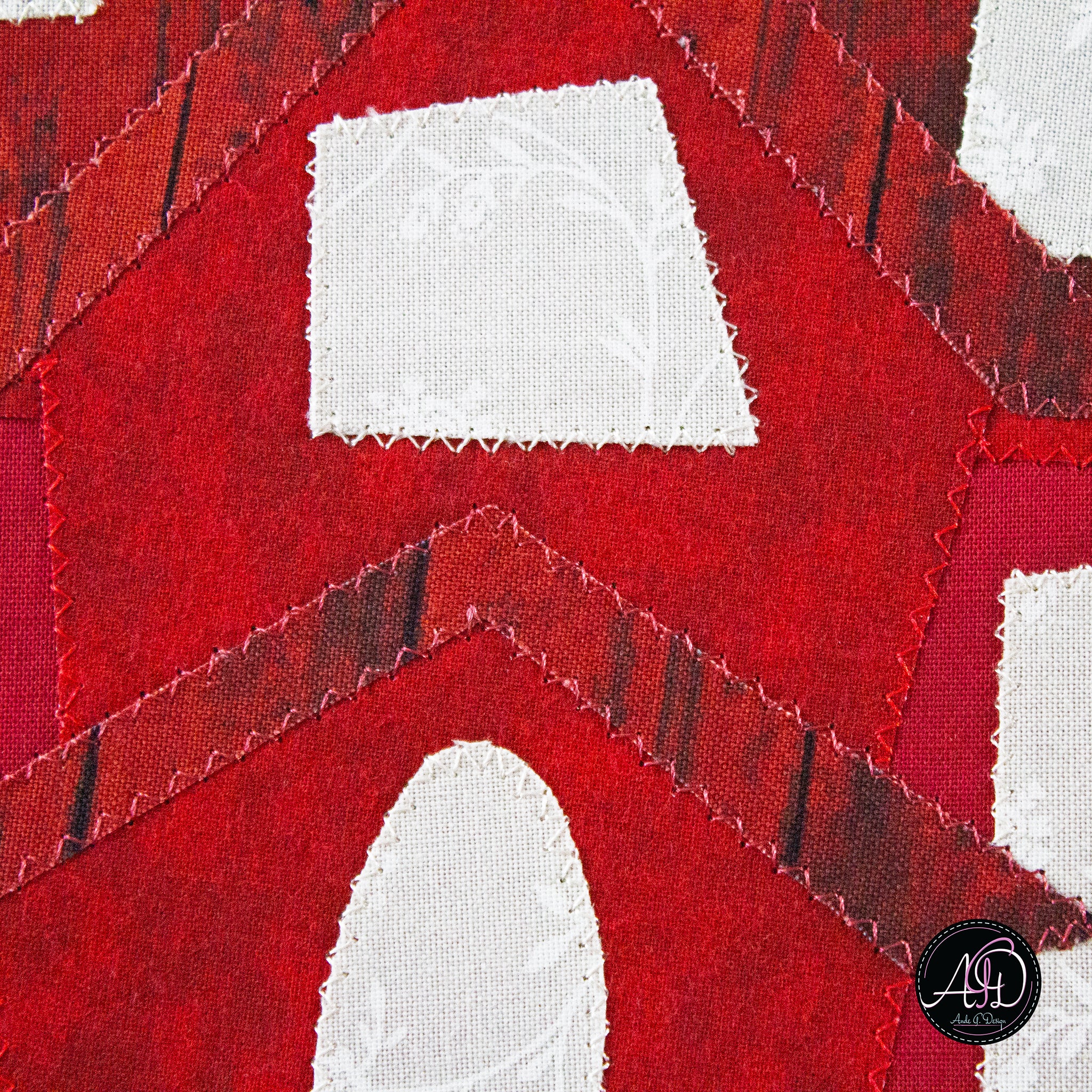 Red Grembles Graveyard House Halloween Quilted Wall Hanging | Applique Wall Hanging