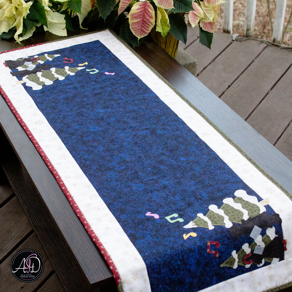 Christmas Carolers Applique Quilted Table Runner | Christmas Table Decor