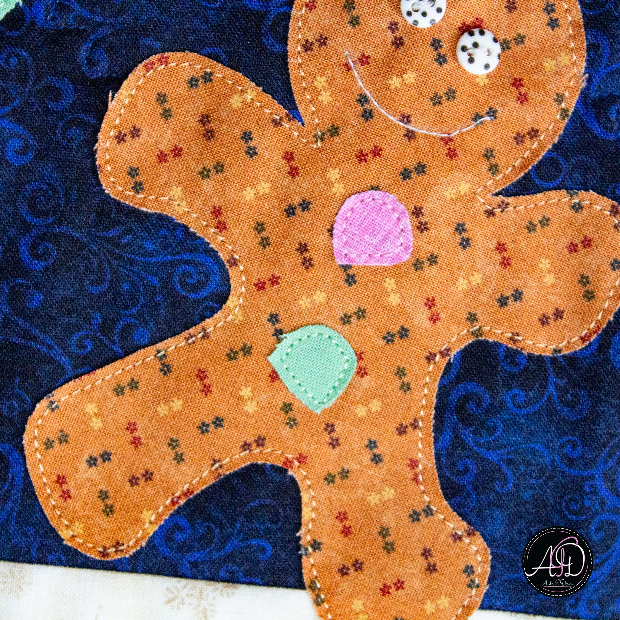 Christmas Candy Applique Quilted Table Runner | Christmas Table Decor