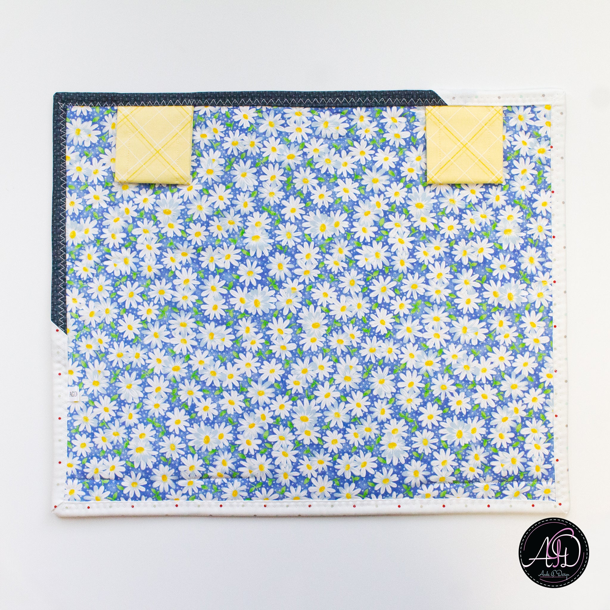 Blue Picnic House Spring Quilted Wall Hanging | Applique Wall Hanging