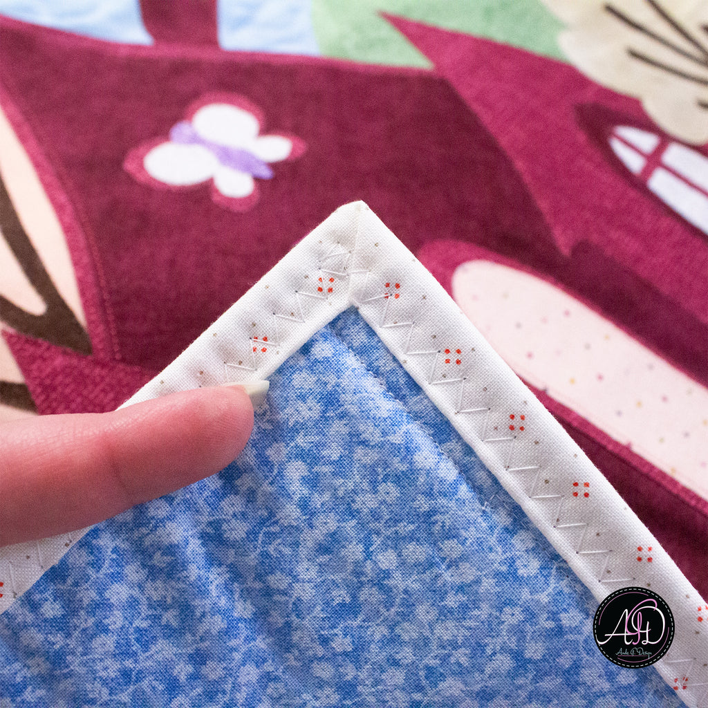 Red Kite House Spring Quilted Wall Hanging | Applique Wall Hanging