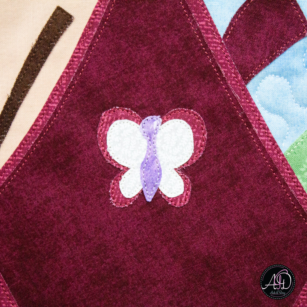 Red Kite House Spring Quilted Wall Hanging | Applique Wall Hanging
