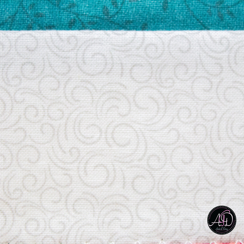 Teal Daisy Applique Quilted Table Runner