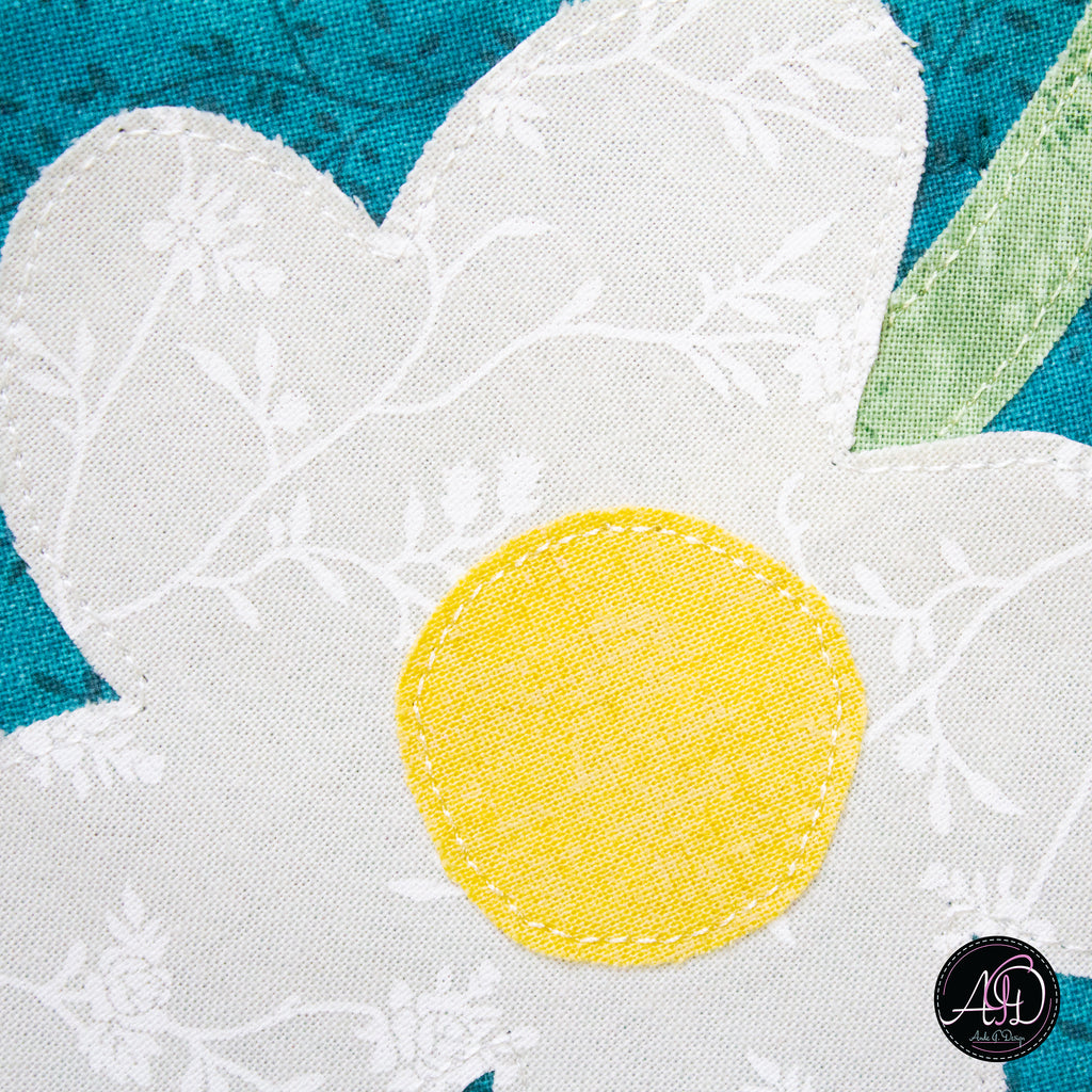 Teal Daisy Applique Quilted Table Runner
